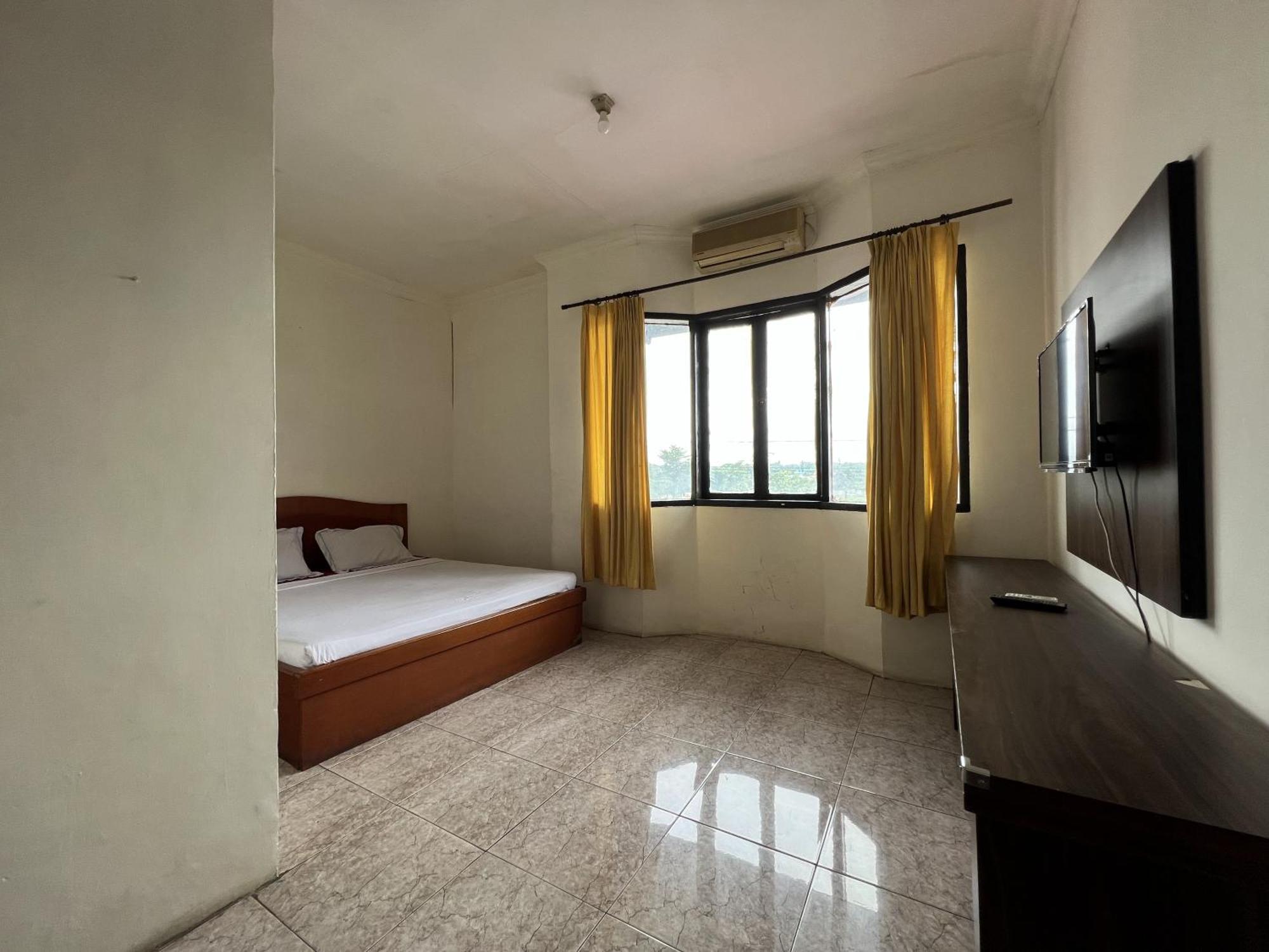 Oyo 92098 Kost Orange Syariah Hotell Makassar Eksteriør bilde