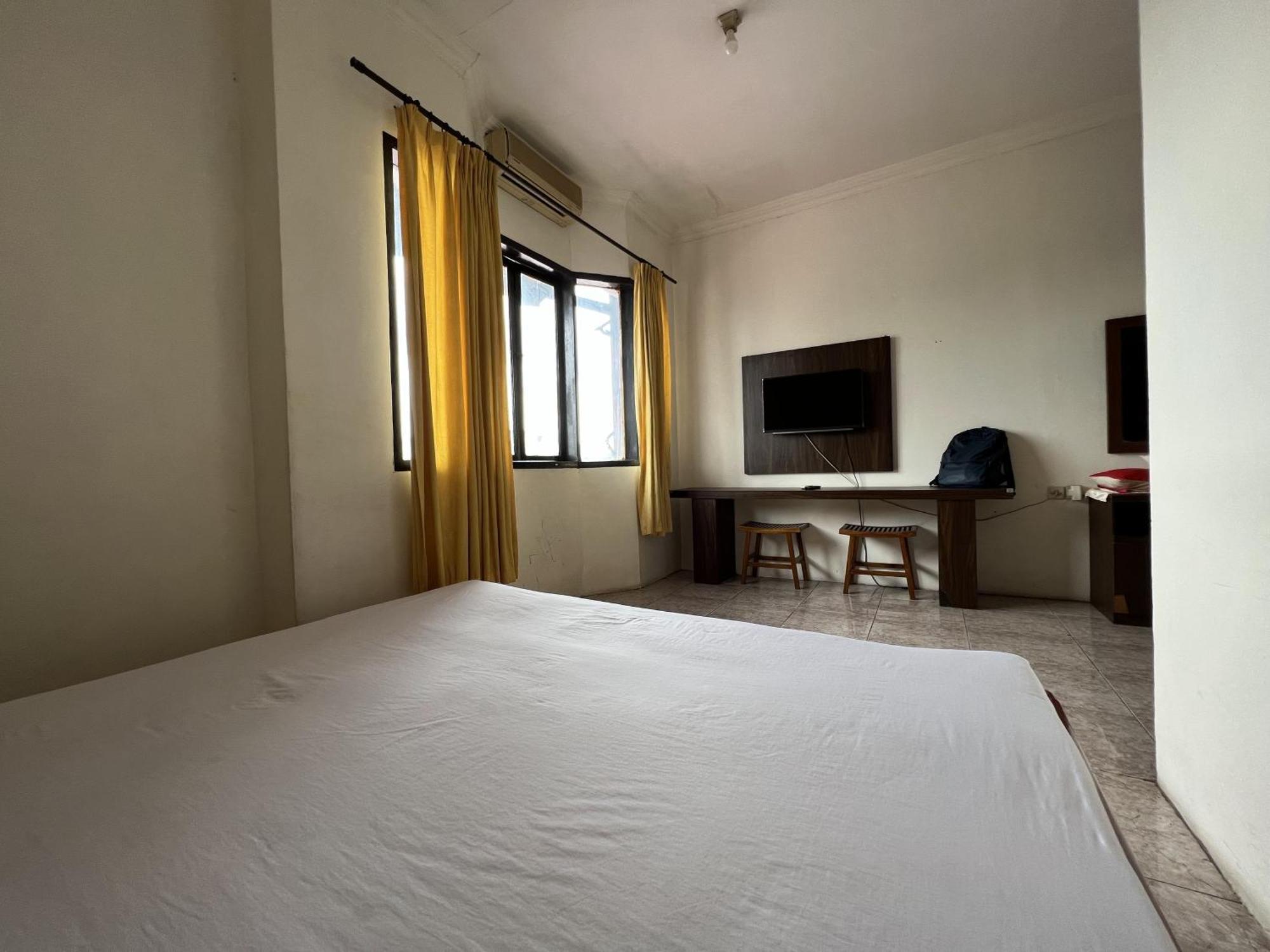 Oyo 92098 Kost Orange Syariah Hotell Makassar Eksteriør bilde